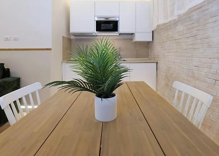 The Brick Apartment By Omen Hospitality Collection
